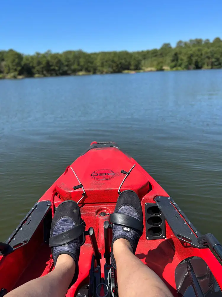 Kayak with mirage style elliptical pedals